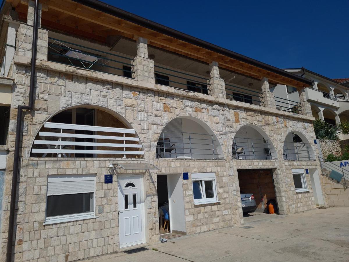 Apartman Senka Rogotin Exterior foto